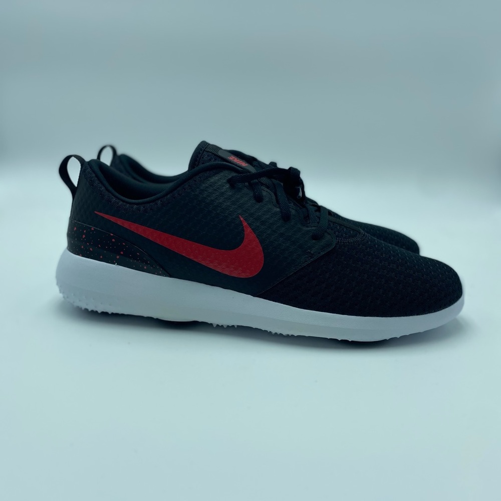 Nike roshe spikeless golf shoes